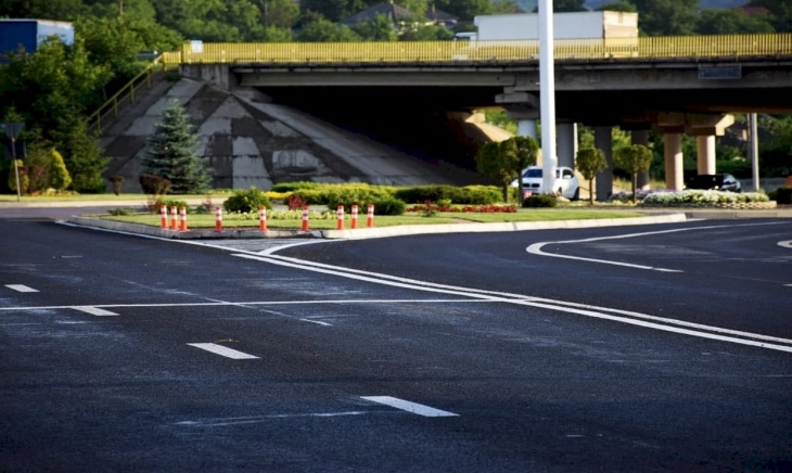 Sincere felicitări și urări de bine cu ocazia sărbătorii profesionale Ziua automobilistului  și  drumarului!